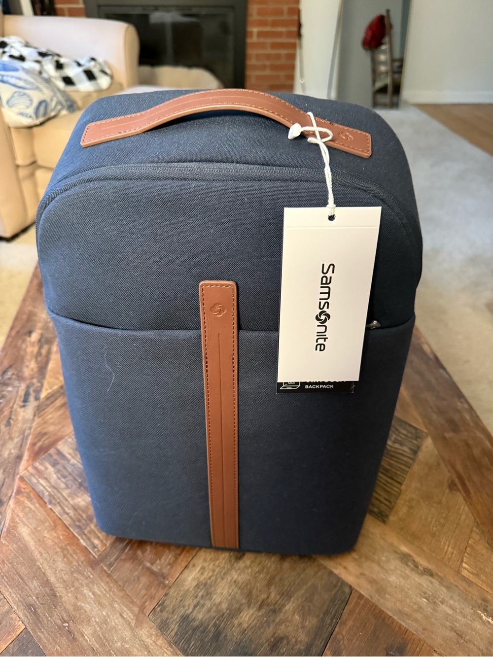 Samsonite Navy Backpack with Brown Trim and Handle
